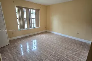 313 NW 97th St, Miami, FL 33150 - Photo 7
