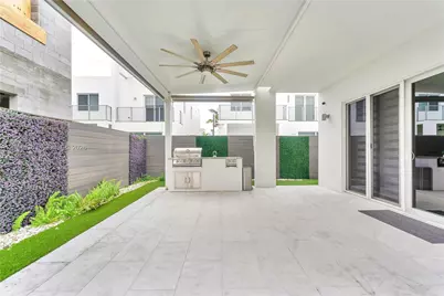6750 NW 103rd Ave, Doral, FL 33178 - Photo 27