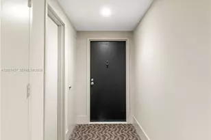 1420 Brickell Bay Dr, Miami, FL 33131 - Photo 1