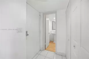 1301 River Reach Dr, Fort Lauderdale, FL 33315 - Photo 17