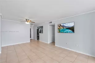 1605 Bay Rd, Miami Beach, FL 33139 - Photo 3