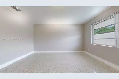 40 W 10th St #3, Hialeah, FL 33010 - Photo 13