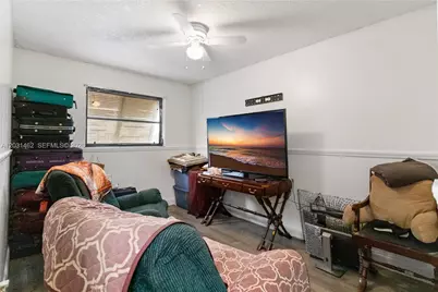 1184 NW 122nd Ter, Pembroke Pines, FL 33026 - Photo 37