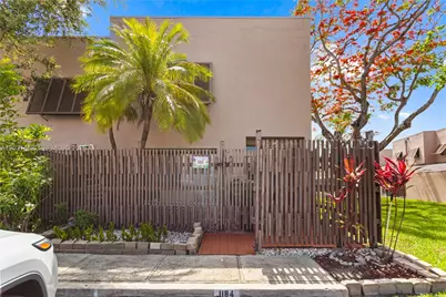 1184 NW 122nd Ter, Pembroke Pines, FL 33026 - Photo 45