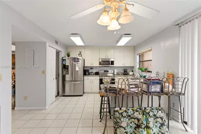 1184 NW 122nd Ter, Pembroke Pines, FL 33026 - Photo 25