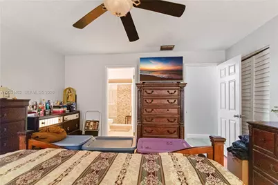 1184 NW 122nd Ter, Pembroke Pines, FL 33026 - Photo 31