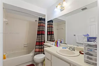 1184 NW 122nd Ter, Pembroke Pines, FL 33026 - Photo 39
