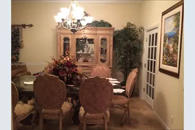 748 Tulip Cir, Weston, FL 33327 - Photo 11