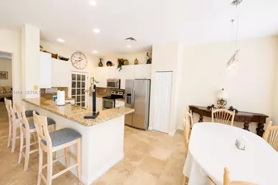 748 Tulip Cir, Weston, FL 33327 - Photo 9