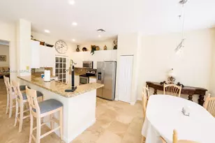 748 Tulip Cir, Weston, FL 33327 - Photo 9