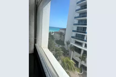6039 Collins Ave #728, Miami Beach, FL 33140 - Photo 3