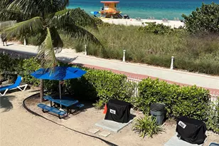 6039 Collins Ave, Miami Beach, FL 33140 - Photo 19