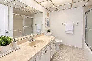 140 Lakeview Dr, Weston, FL 33326 - Photo 15