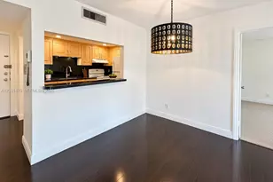 140 Lakeview Dr, Weston, FL 33326 - Photo 11
