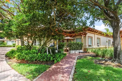 16132 Emerald Estates Dr, Weston, FL 33331 - Photo 33