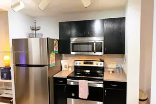 533 NE 3rd Ave, Fort Lauderdale, FL 33301 - Photo 15