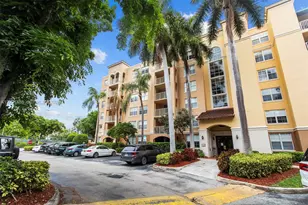 19701 E Country Club Dr, Aventura, FL 33180 - Photo 17