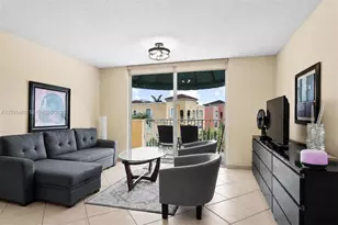19701 E Country Club Dr, Aventura, FL 33180 - Photo 1