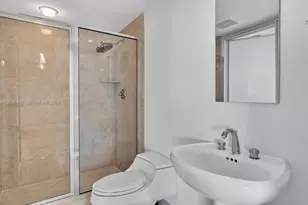 848 Brickell Key Dr, Miami, FL 33131 - Photo 31