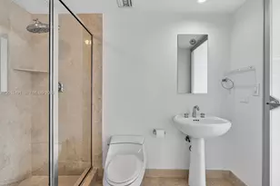 848 Brickell Key Dr, Miami, FL 33131 - Photo 25