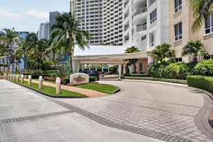 848 Brickell Key Dr, Miami, FL 33131 - Photo 5
