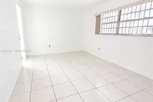 13701 Kendale Lakes Cir, Miami, FL 33183 - Photo 11