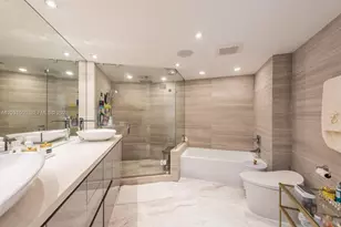 5660 Collins Ave, Miami Beach, FL 33140 - Photo 19