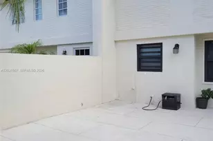 6747 Crooked Palm Terrace, Miami Lakes, FL 33014 - Photo 3