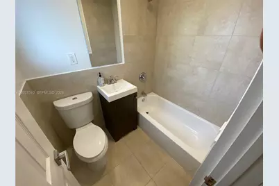 11310 Peachtree Dr, Miami, FL 33161 - Photo 5