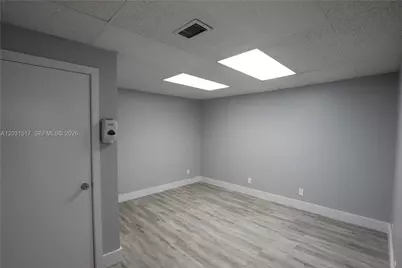 [Address not provided], Hollywood, FL 33021 - Photo 9