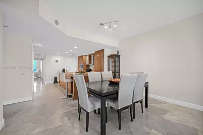 3801 Collins Ave #1102, Miami Beach, FL 33140 - Photo 15