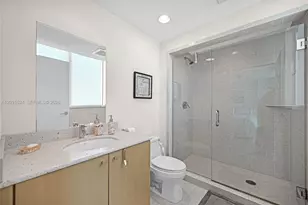 3801 Collins Ave, Miami Beach, FL 33140 - Photo 23