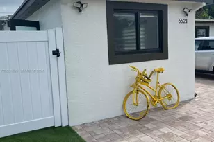 6521 SW 5th St, Pembroke Pines, FL 33023 - Photo 1