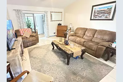2640 W Gately Dr W #202, West Palm Beach, FL 33415 - Photo 3