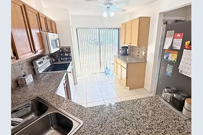 2640 W Gately Dr W #202, West Palm Beach, FL 33415 - Photo 7