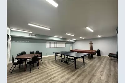 601 Ives Dairy Rd #401-8, Miami, FL 33179 - Photo 45