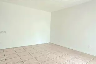 608 Commodore Dr, Plantation, FL 33325 - Photo 3