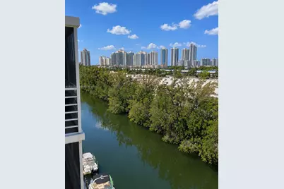 3660 NE 166th St #805, North Miami Beach, FL 33160 - Photo 3