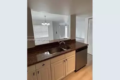 365 NW 85th Ct #1203, Miami, FL 33126 - Photo 5