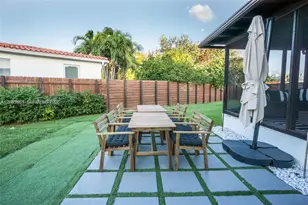 3261 SW 20th St, Miami, FL 33145 - Photo 13