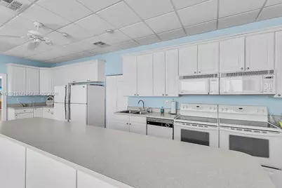 88500 Overseas Hwy #504, Plantation Key, FL 33070 - Photo 31