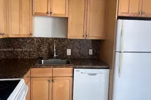 3475 N Country Club Dr, Aventura, FL 33180 - Photo 3