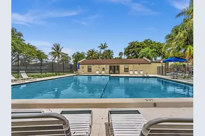 10828 SW 72nd St #205, Miami, FL 33173 - Photo 39