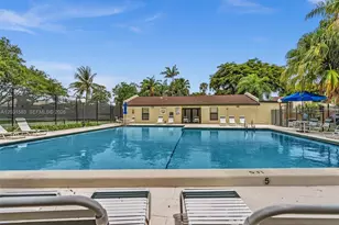 10828 SW 72nd St, Miami, FL 33173 - Photo 39
