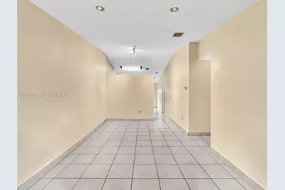 10828 SW 72nd St #205, Miami, FL 33173 - Photo 5