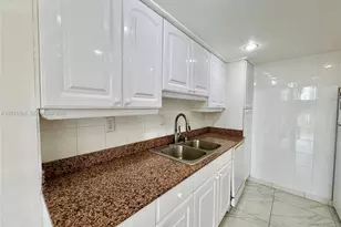 17600 N Bay Rd, Sunny Isles Beach, FL 33160 - Photo 15