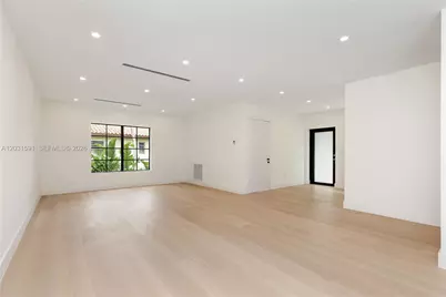 118 Sarto Ave, Coral Gables, FL 33134 - Photo 5