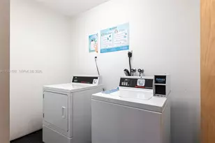 420 15th St, Miami Beach, FL 33139 - Photo 25