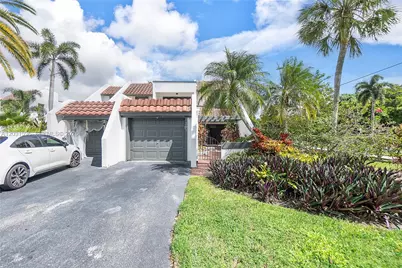 398 Fern Dr #10-6, Weston, FL 33326 - Photo 3