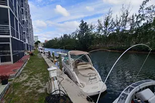 3660 NE 166th St, North Miami Beach, FL 33160 - Photo 79